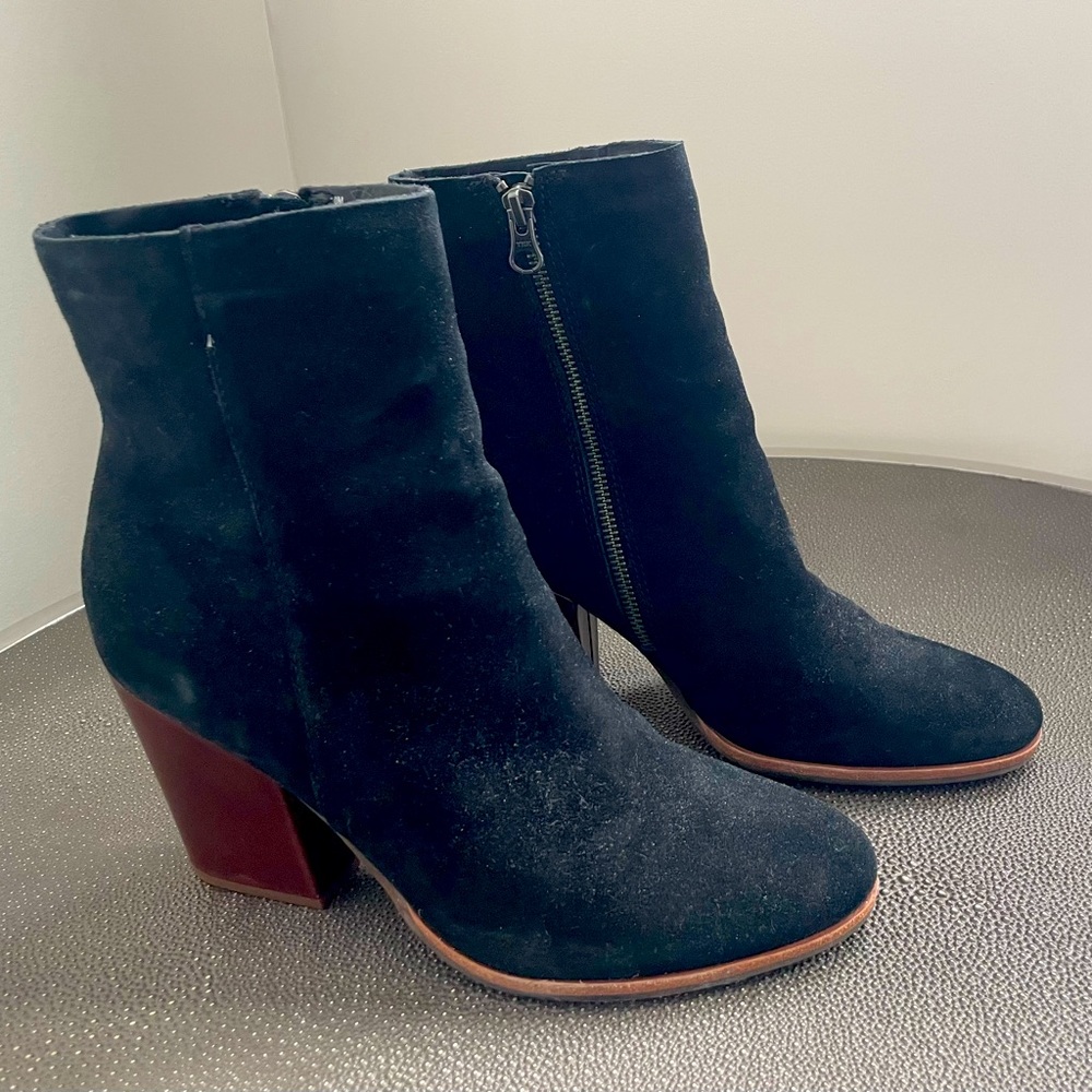 Never Worn Black Kork Ease Ankle Boots